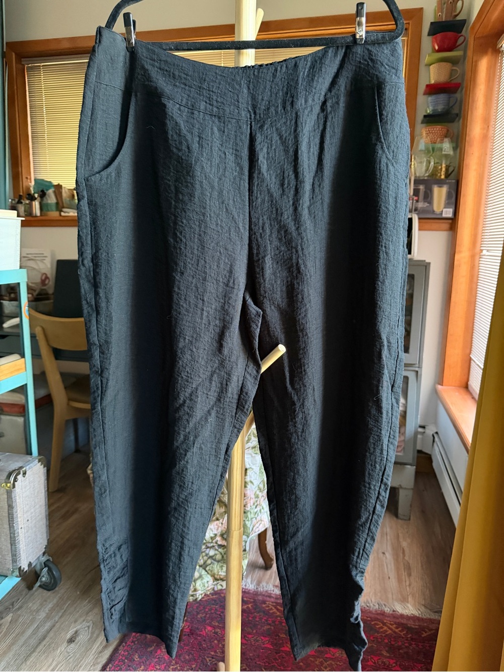 Habitat "Clothes to Live In" crinkle black XL pants, pull-on high rise